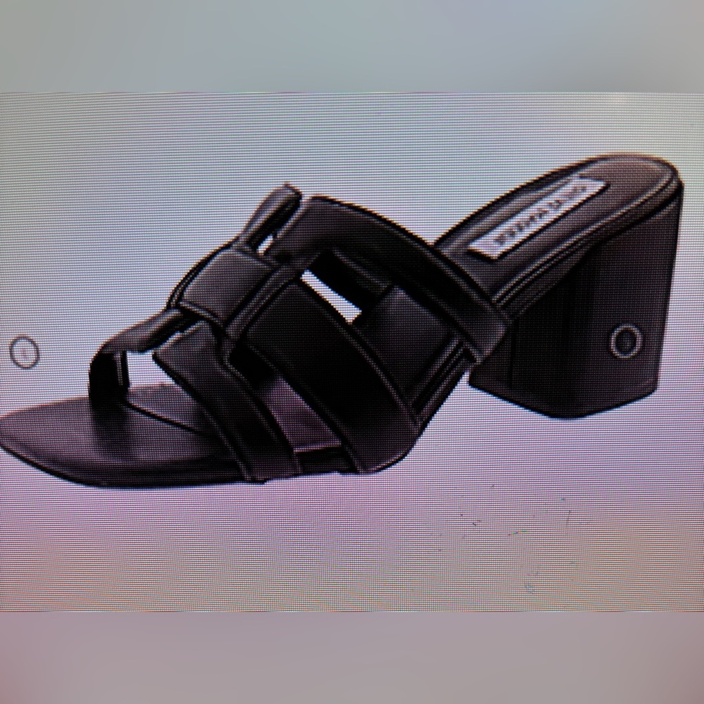 Steve Madden Black Block Heel slide Sandals